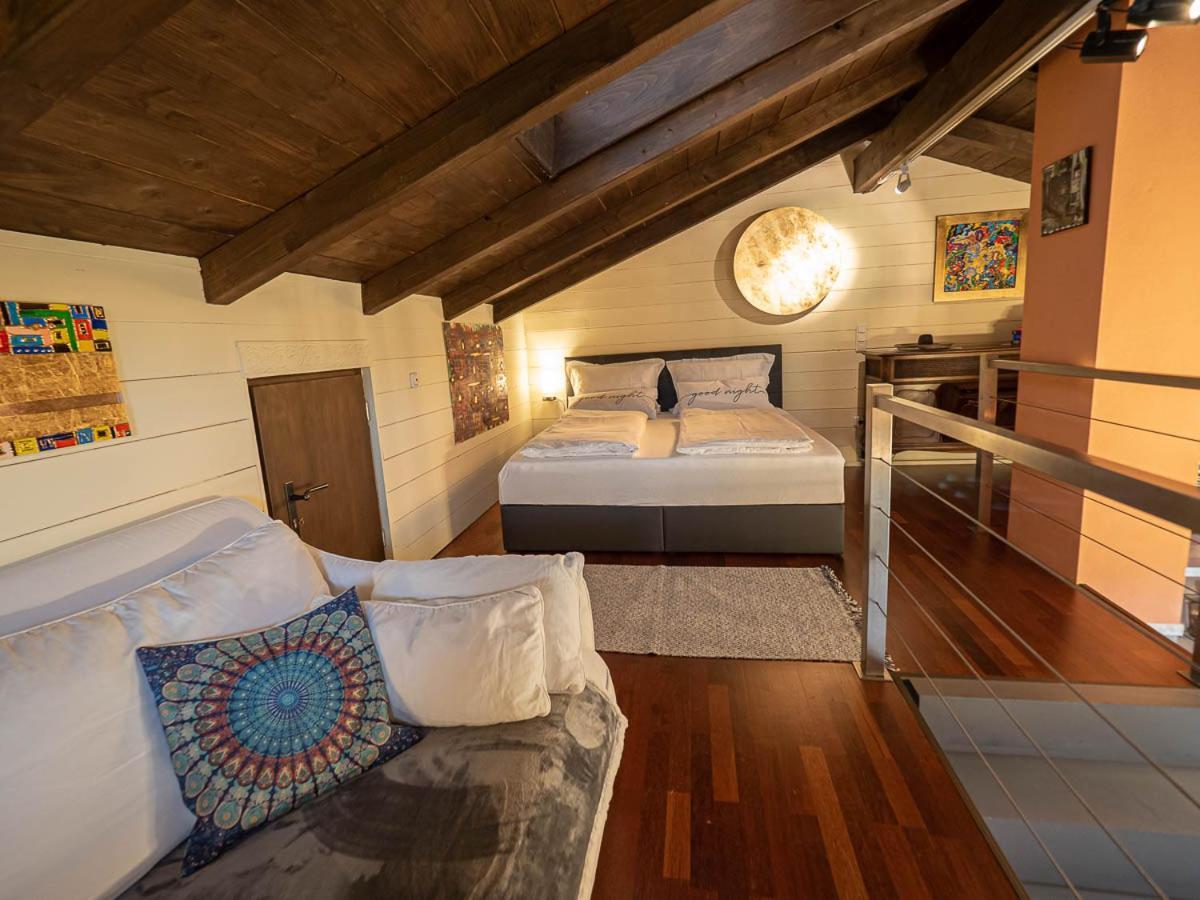 Kunst Im Loft Apartamento Seeon-Seebruck Exterior foto